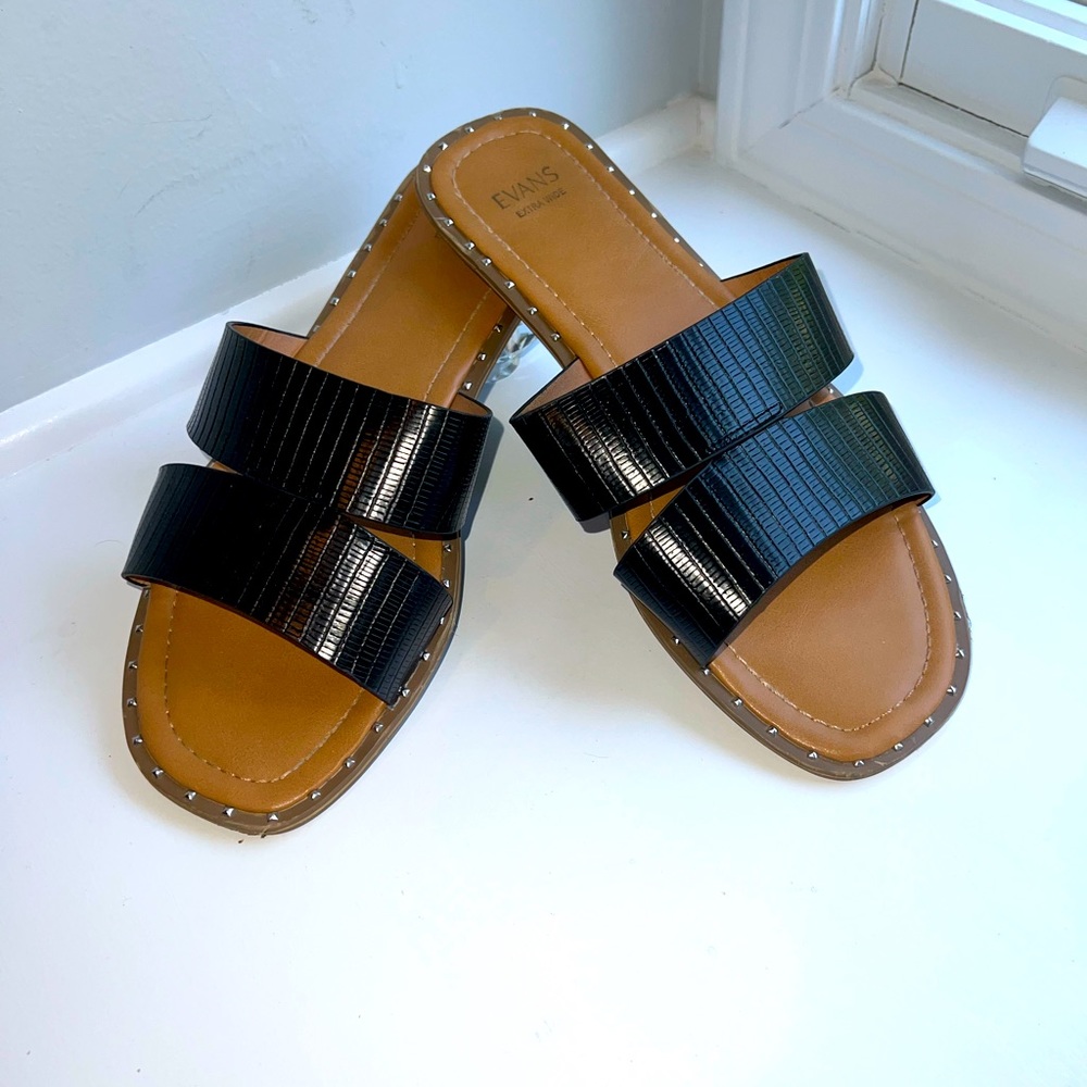 WIDE FIT Riley Embossed Sandal - black